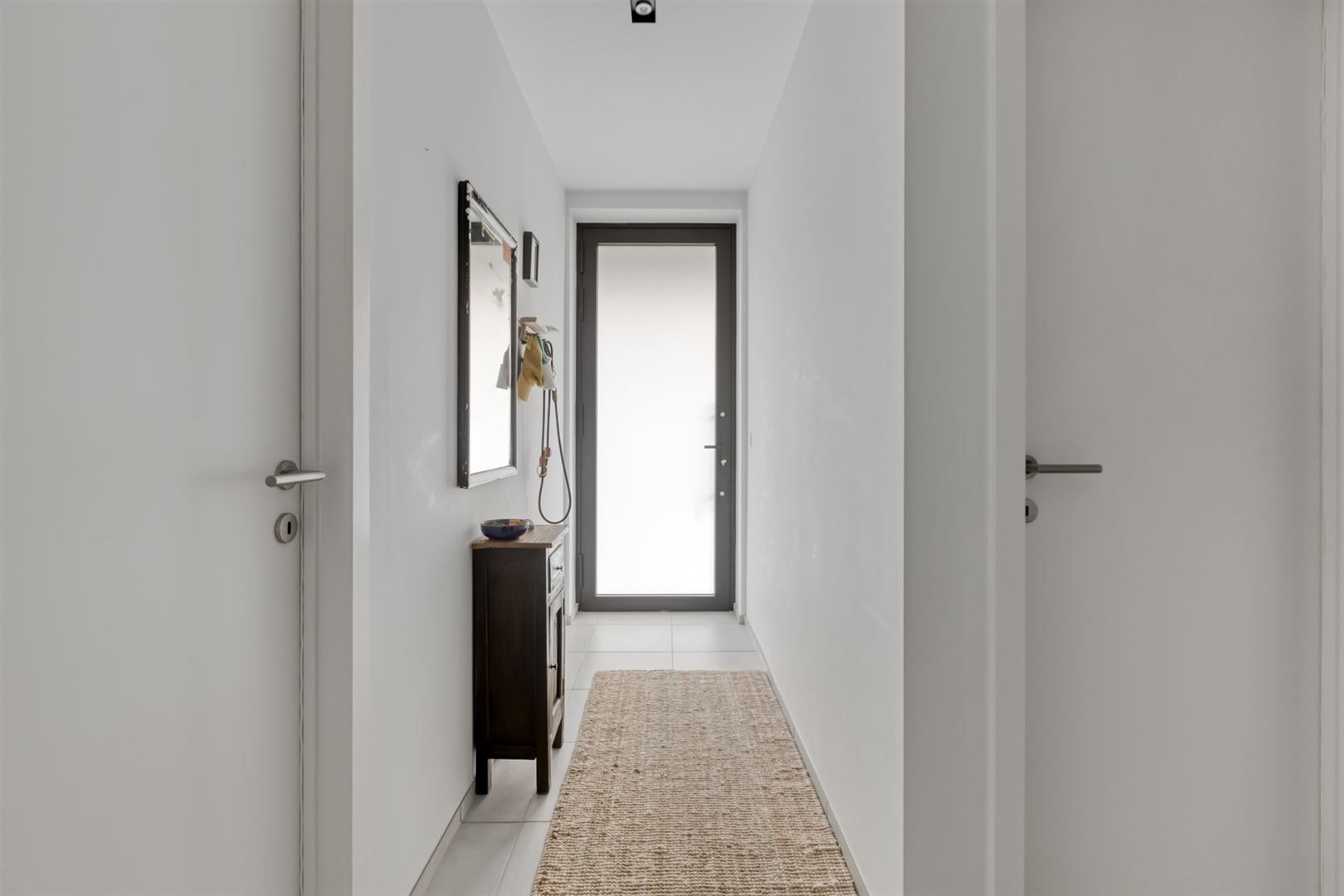 TE KOOP: Prachtig nieuwbouwappartement te Heusden-Zolder! foto 3