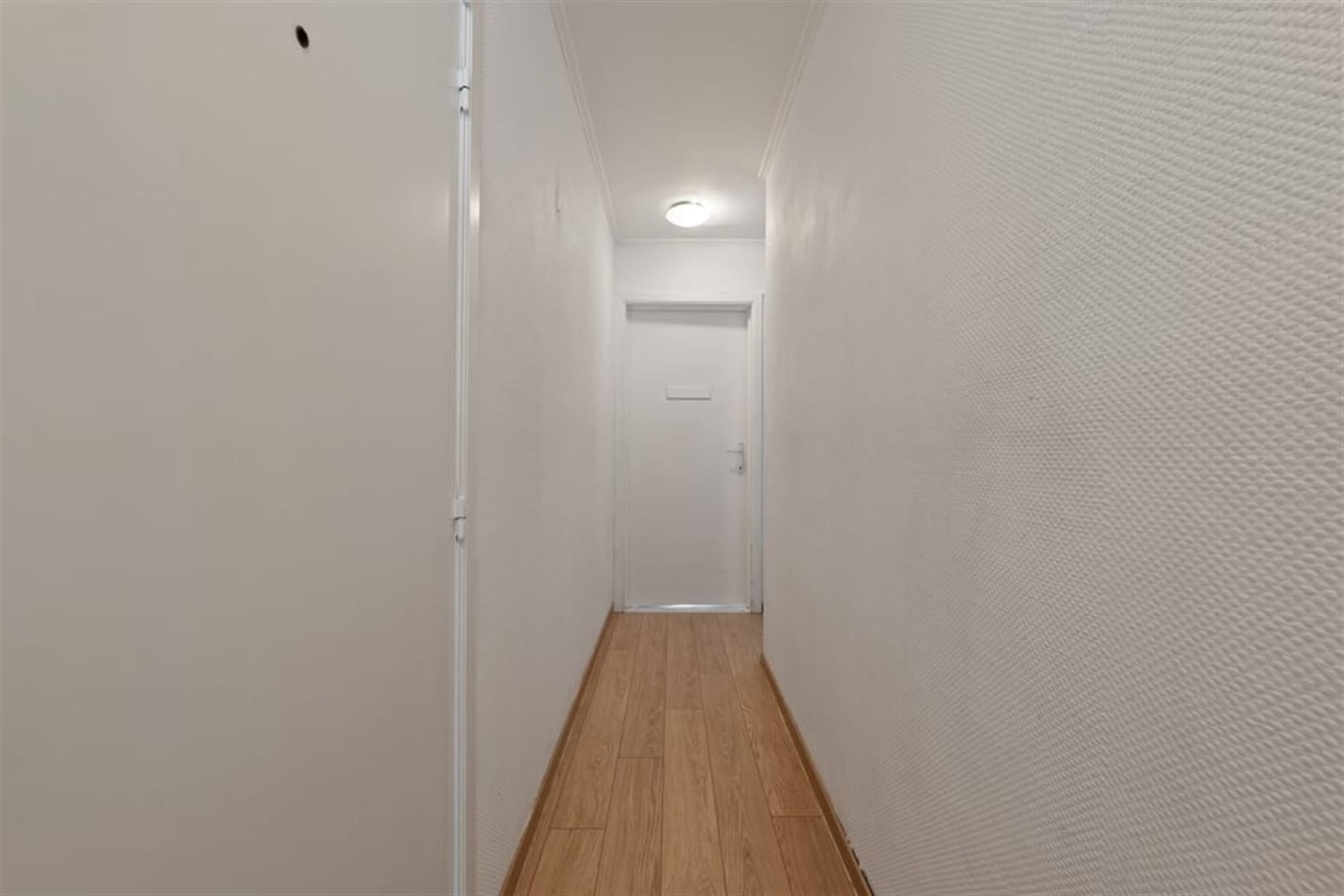 VERHUURD APPARTEMENT MET 2 SLKS IN HASSELT foto 6