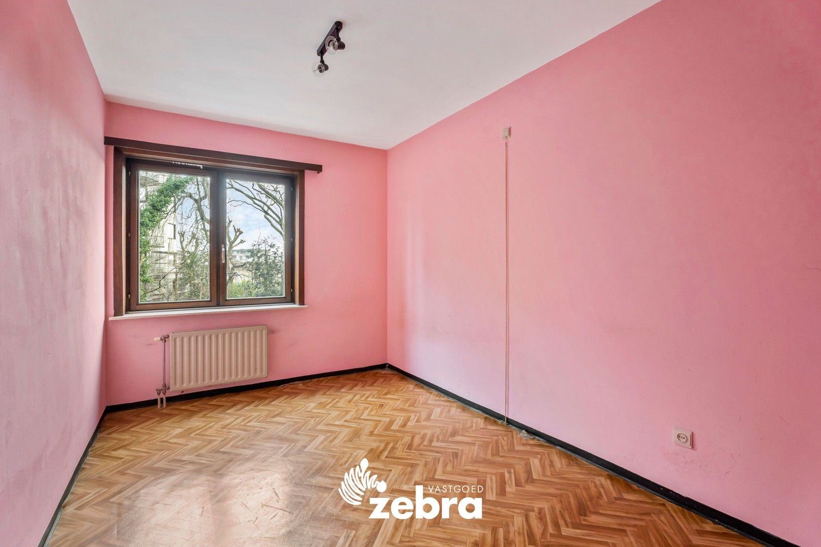 Licht op te frissen appartement met 2 slaapkamers op wandelafstand van centrum Roeselare! foto 9