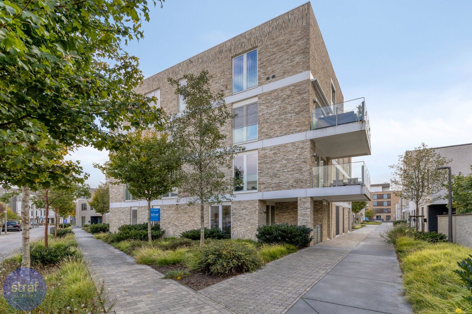 Nieuw en gezellig appartement met terras op toplocatie foto 15