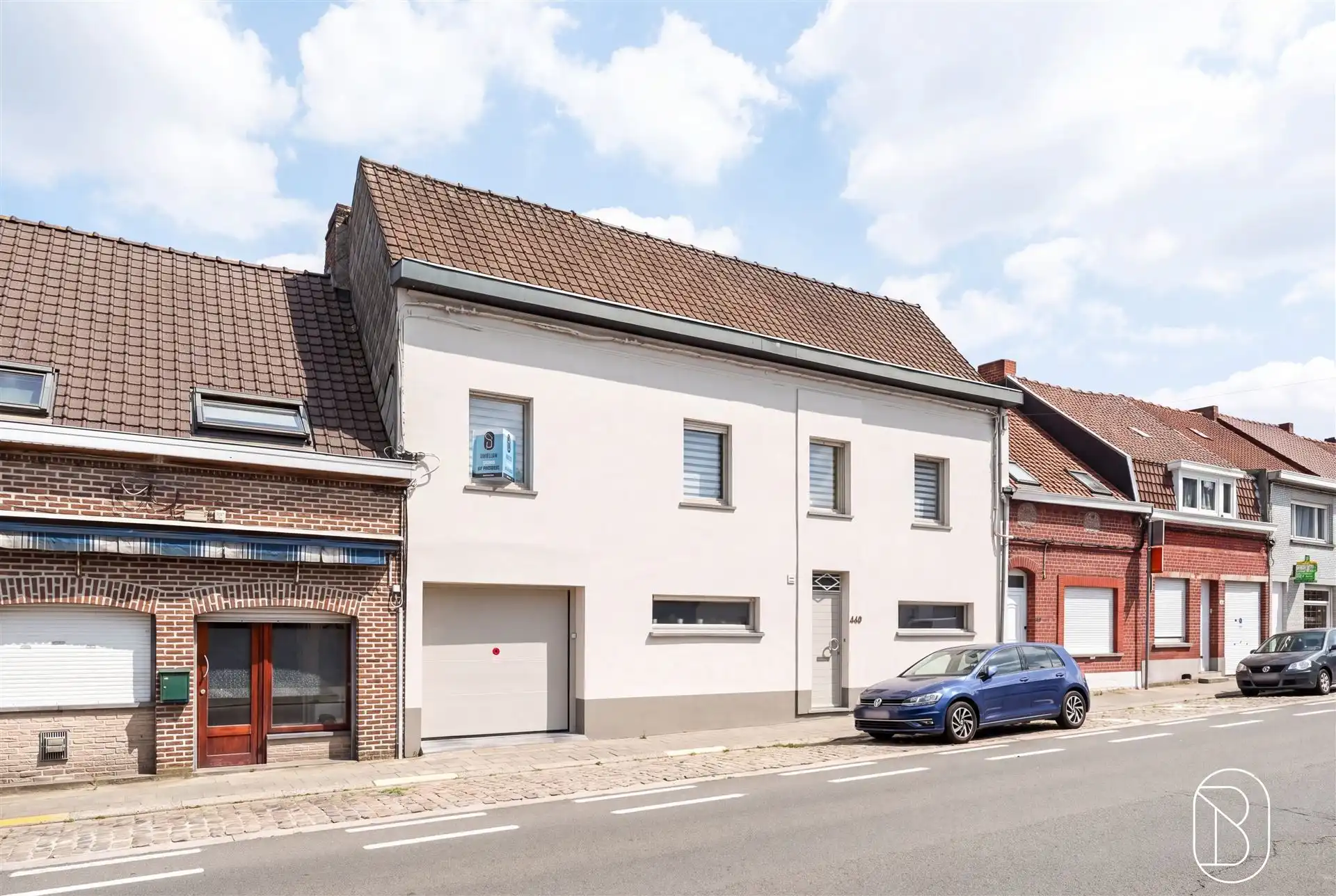 Karakteristieke woning met wellnessruimte en zwembad foto 2