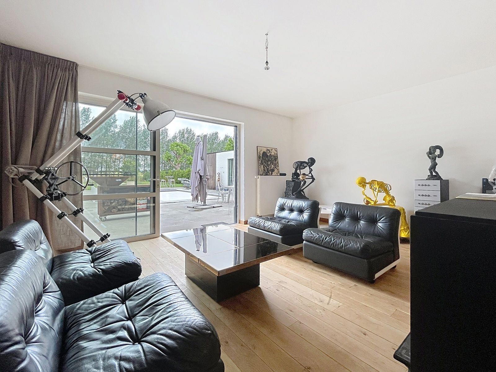 Villa met 5 (6) slks - 2 bdks - zwembad - 370m² bwb opp foto 7