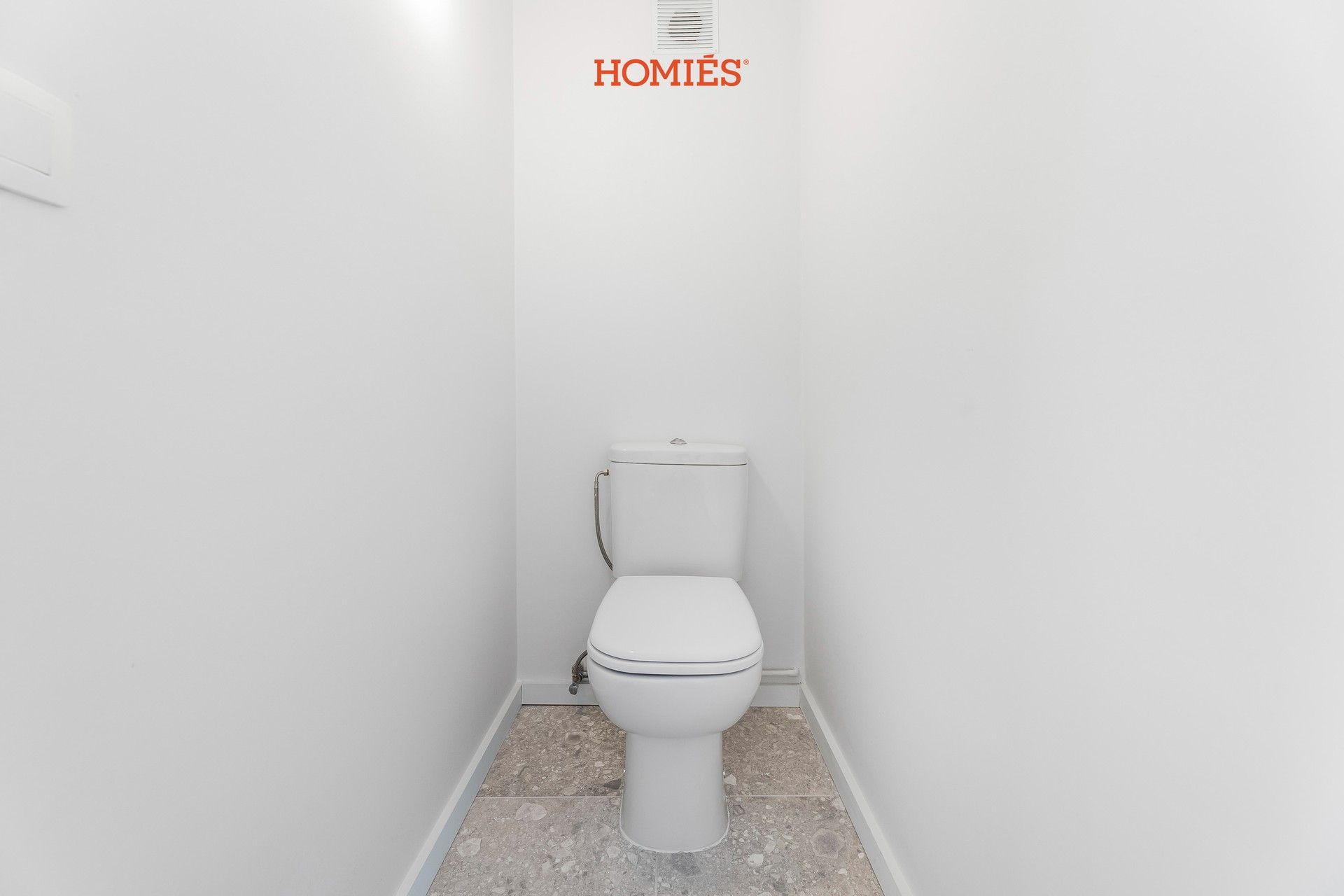 Gerenoveerd éénslaapkamerappartement met prachtig stadszicht foto 13