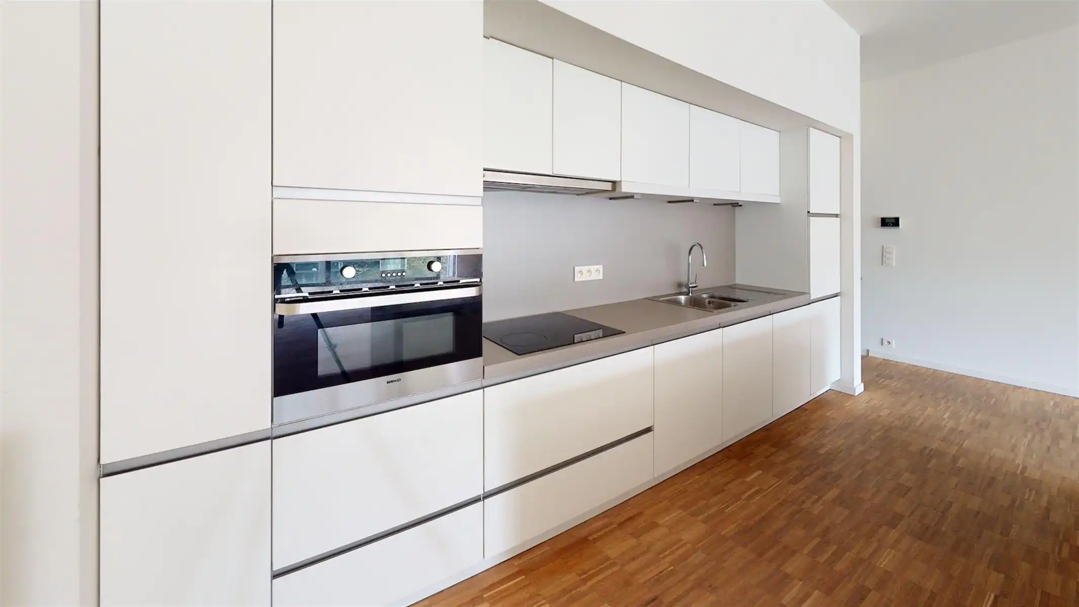 ANTWERPEN - Royaal appartement in een kleinschalig gebouw foto 7