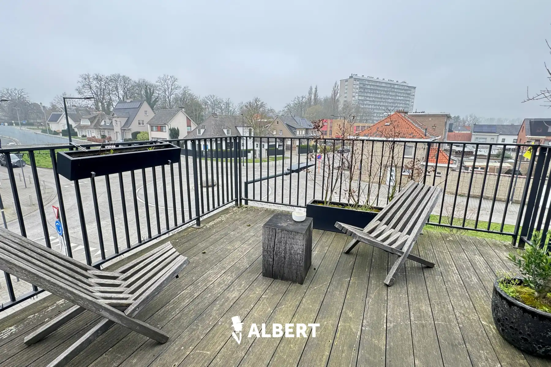 Duplex appartement met 3 slaapkamers en garage foto 15