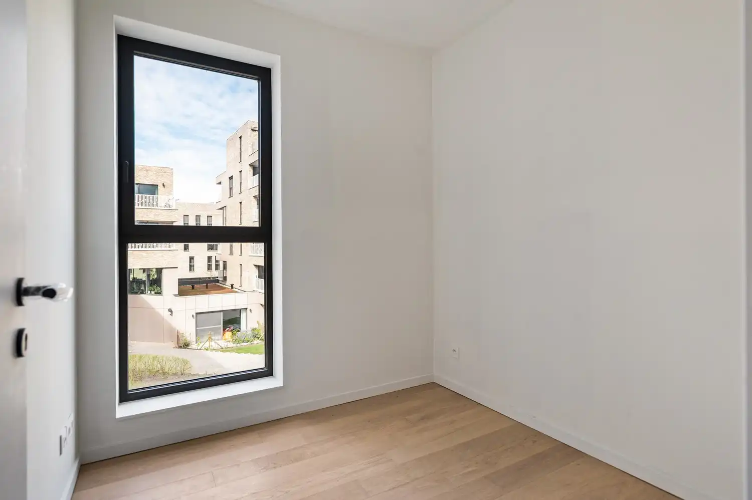Triplex met 5 slaapkamers en 2 terrassen in Lier foto 16