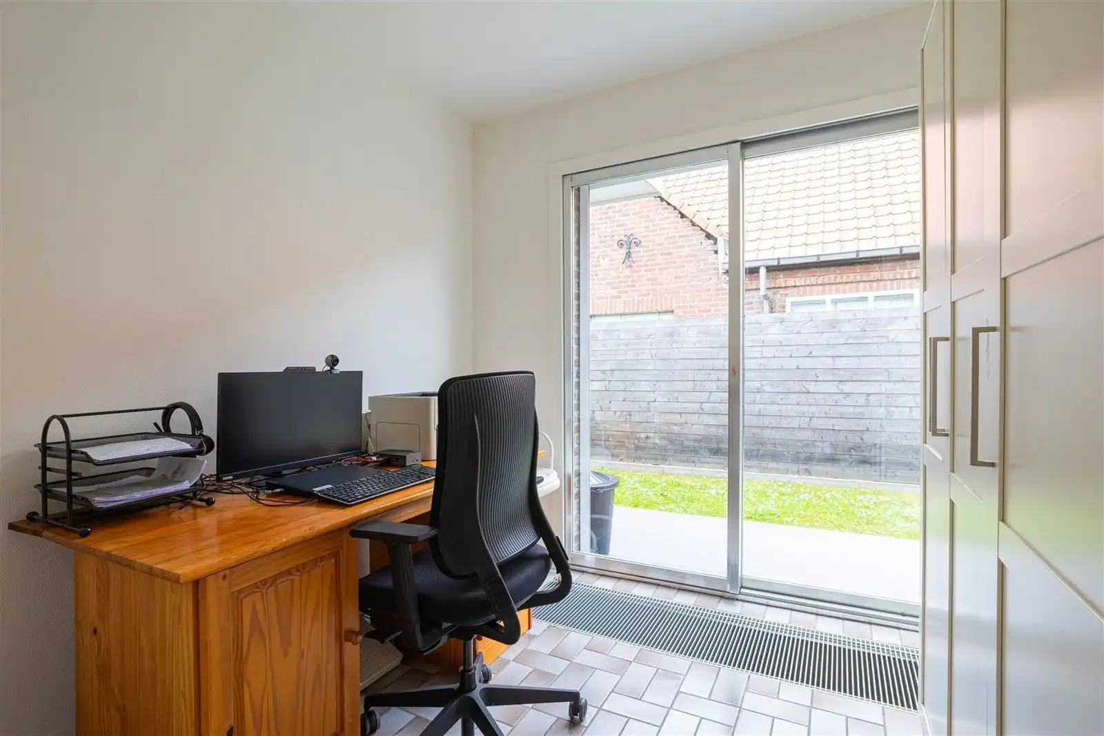 Instapklare bungalow met grote tuin foto 12