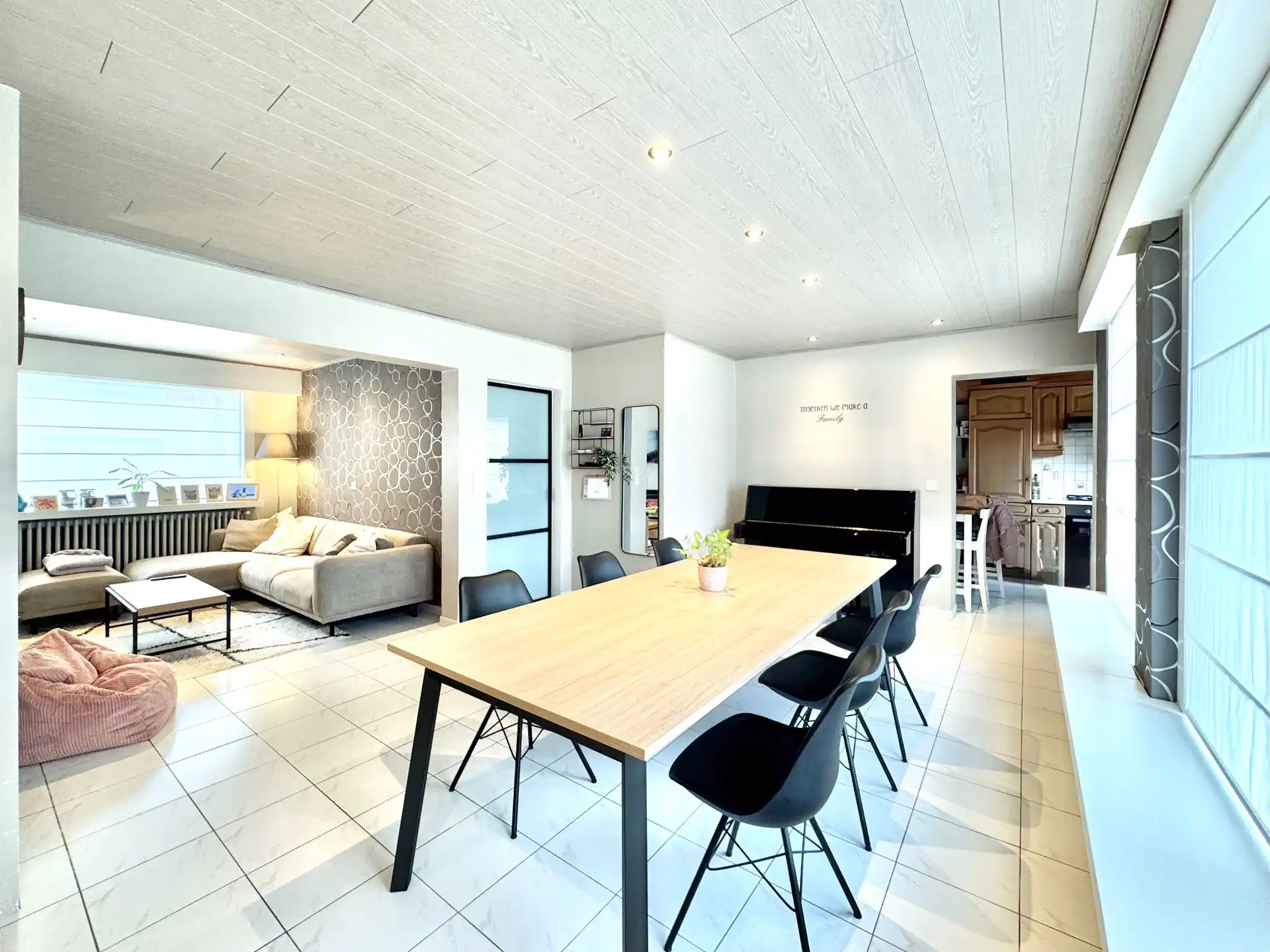 HALFOPEN WONING MET 4 KAMERS, TUIN & GARAGE - 359 m² foto 5