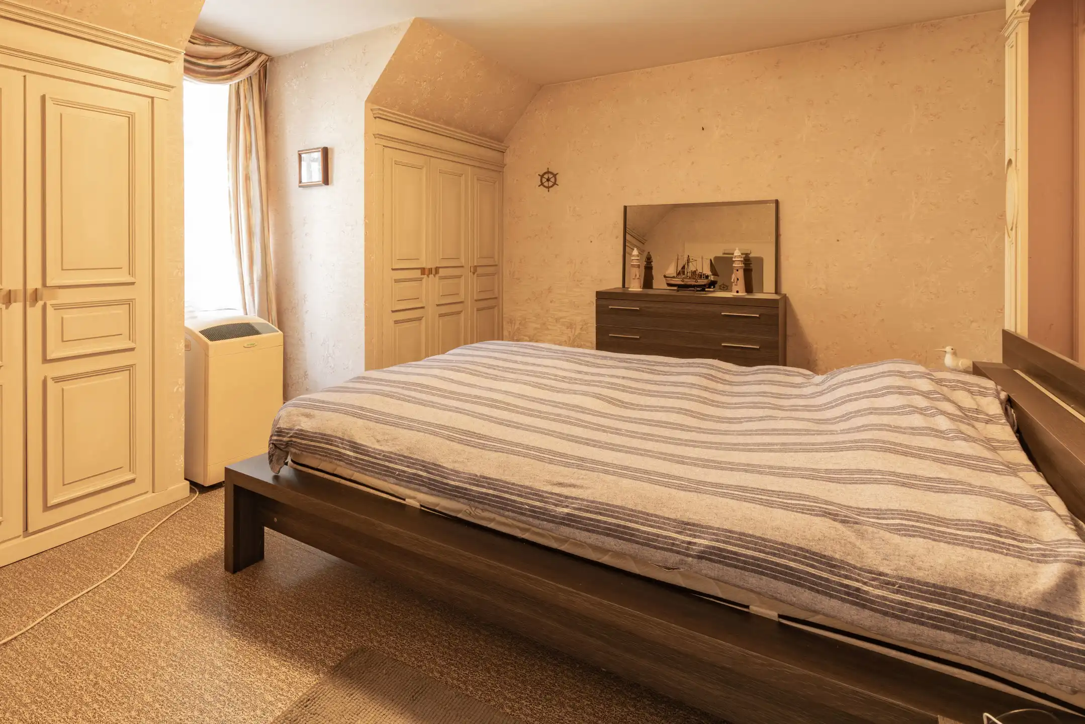 Riante te renoveren villa met grote tuin in centrum Rumbeke foto 14