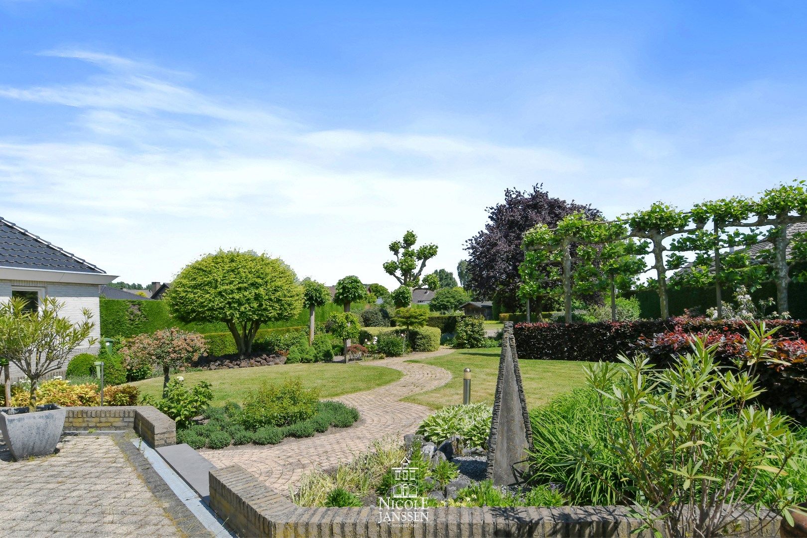 Stijlvolle villa met 4 slaapkamers, 2 badkamers en een prachtige tuin foto 34