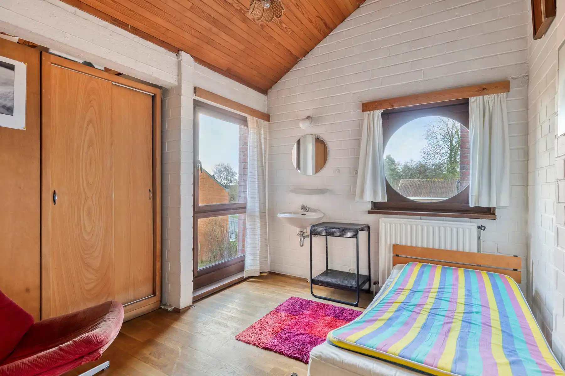 Villa met 5 slaapkamers, tuin en dubbele garage foto 17