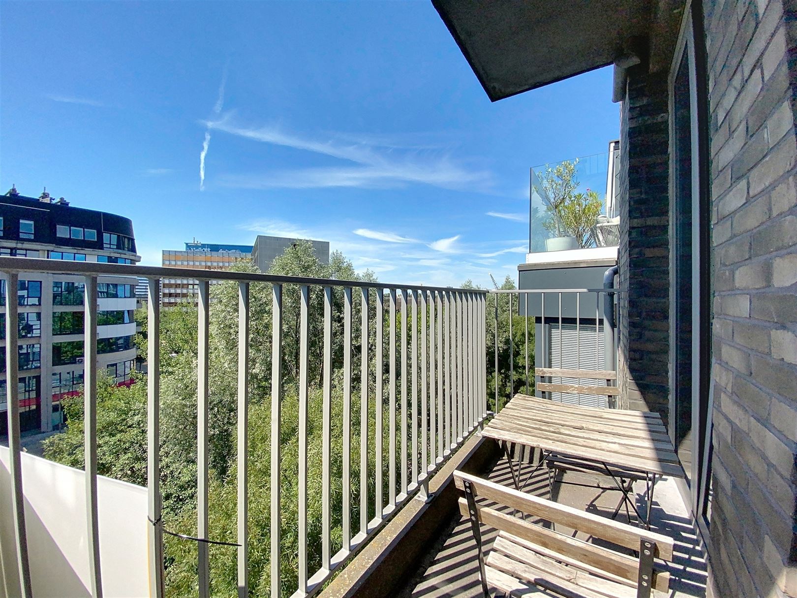 Instapklaar appartement op het Eilandje foto 8