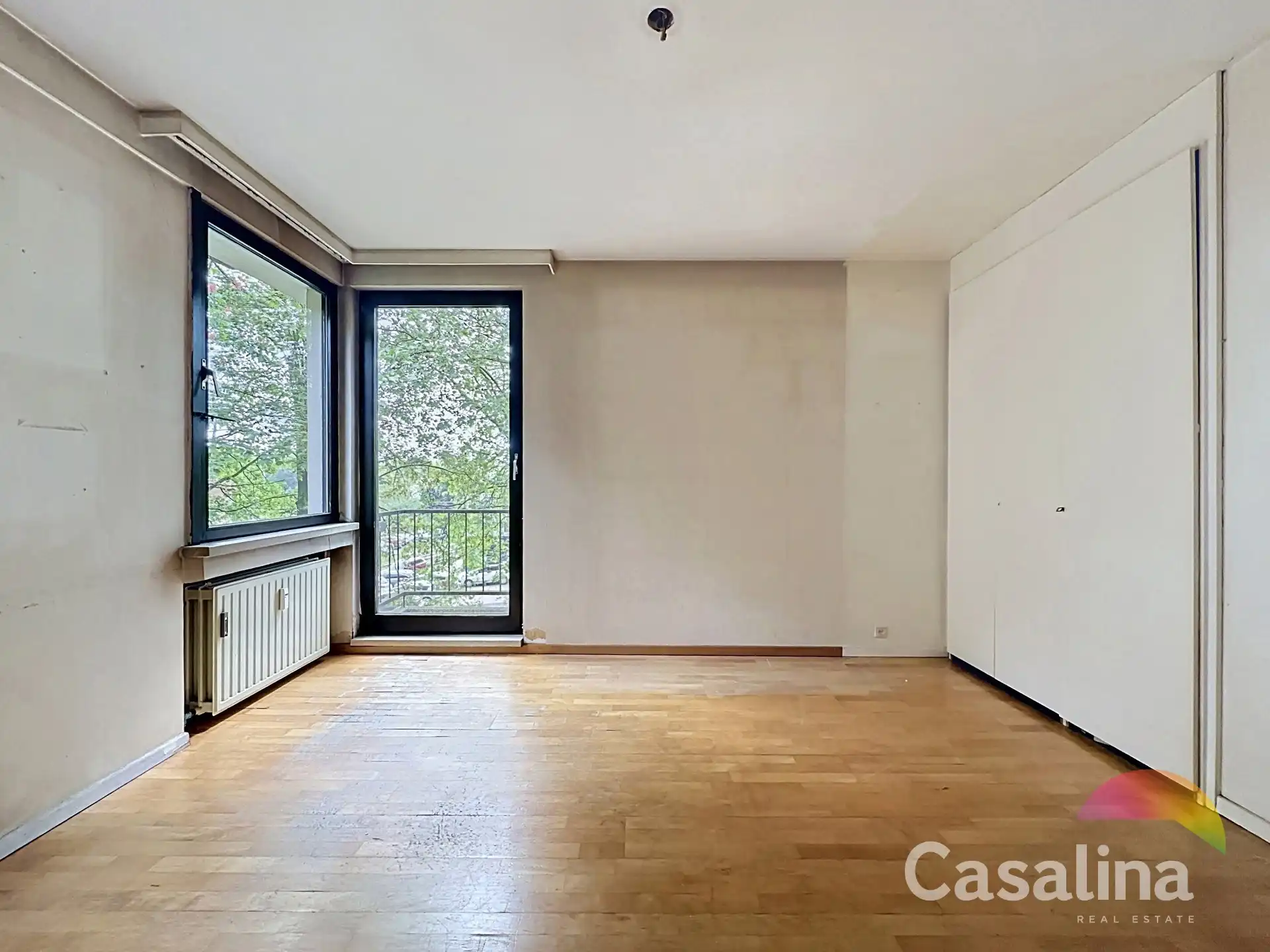Appartement van 88m² met terras TE RENOVEREN foto 12