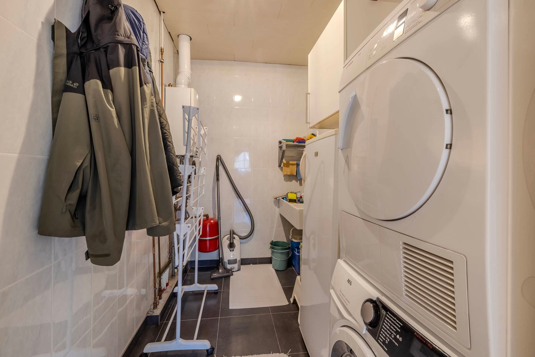 Villa met 4 slpk, bureau en dubbele garage op 1.726m2 foto 22
