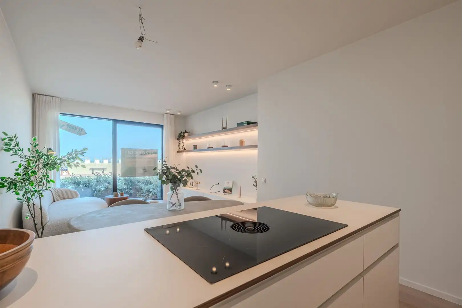 Instapklaar nieuwbouwappartement op de Zeedijk !  foto 9