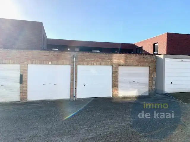 Garage te huur foto 3