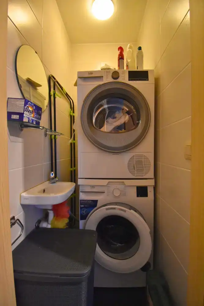 Ruim duplex appartement met 2 slaapkamers, staanplaats en kelder te huur in Lembeek foto 10
