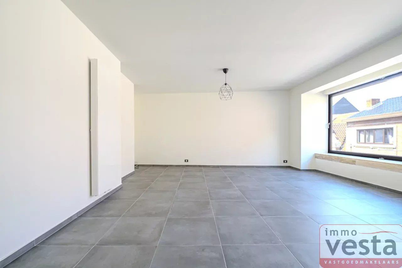 Te huur: Goed onderhouden appartement in het centrum van Sint-Truiden foto 3
