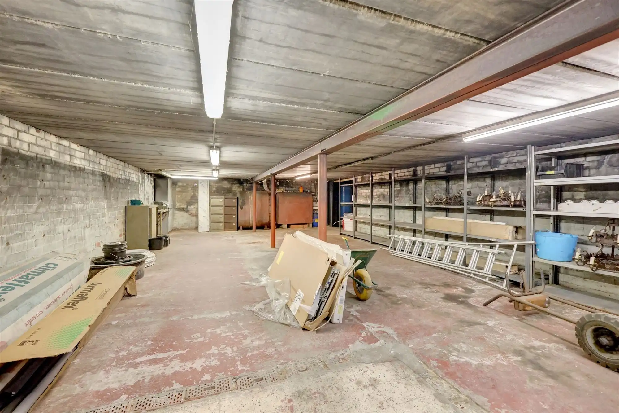 Opslagloods met polyvalente ruimte in Ranst foto 14