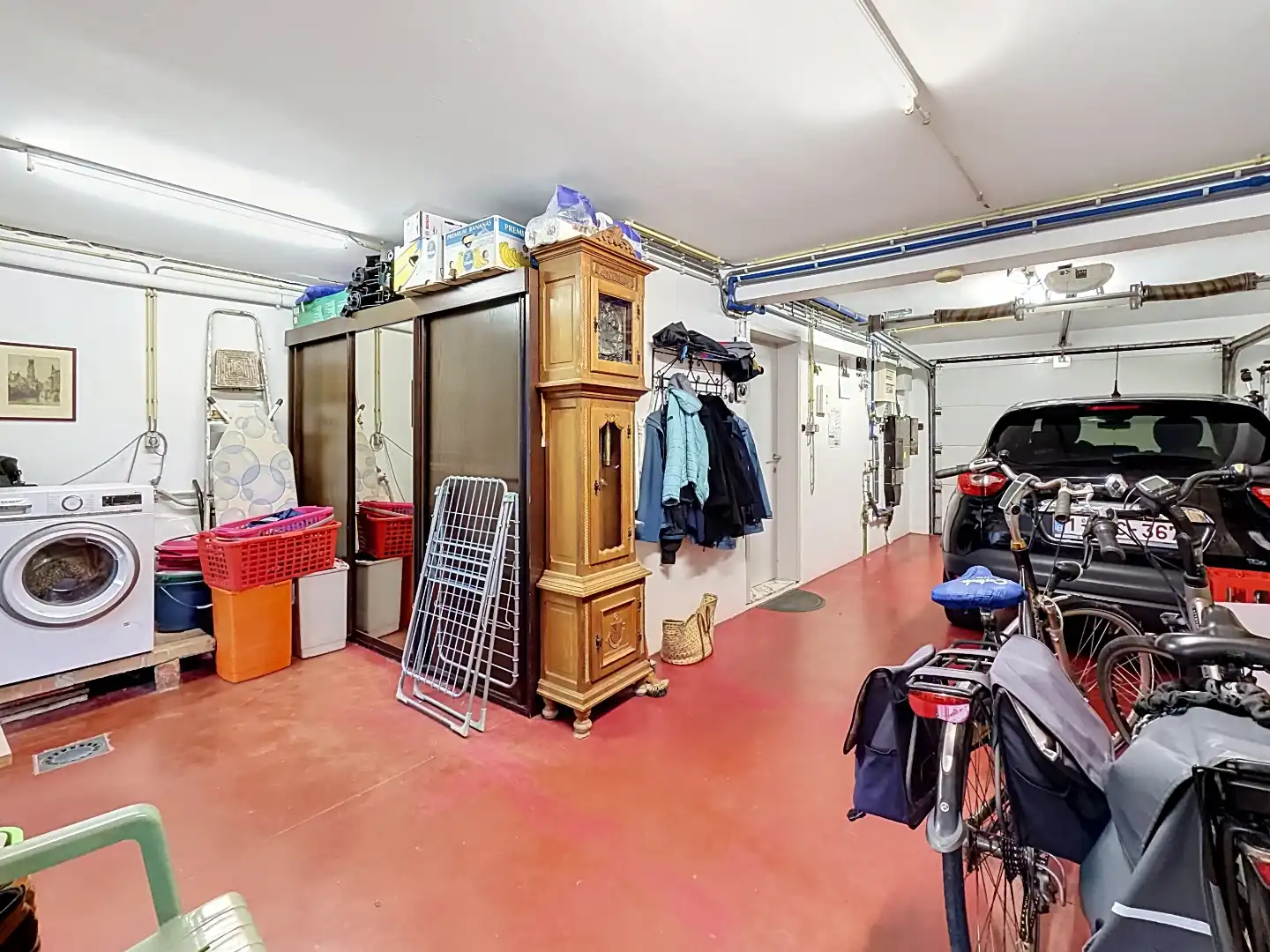 Instapklare bel-etage met drie slaapkamers, garage en zonnige buitenruimtes. foto 29