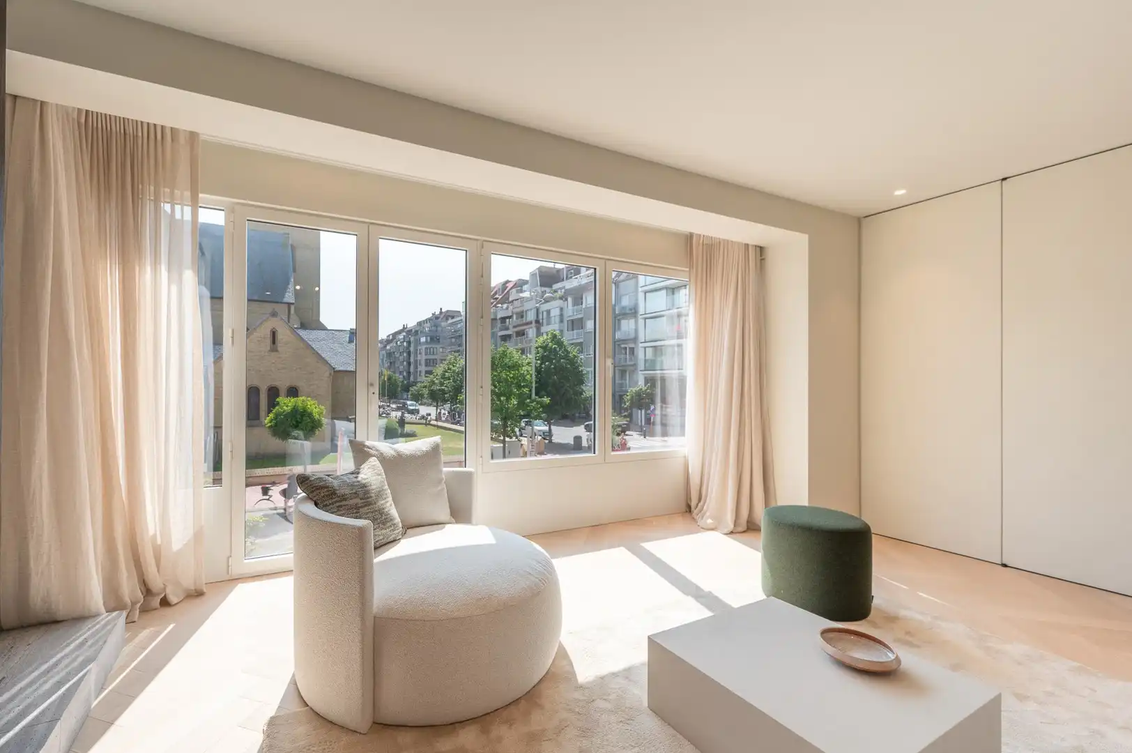 Magnifiek gerenoveerd appartement van 150 m², op enkele passen van het Van Bunnenplein. foto 12