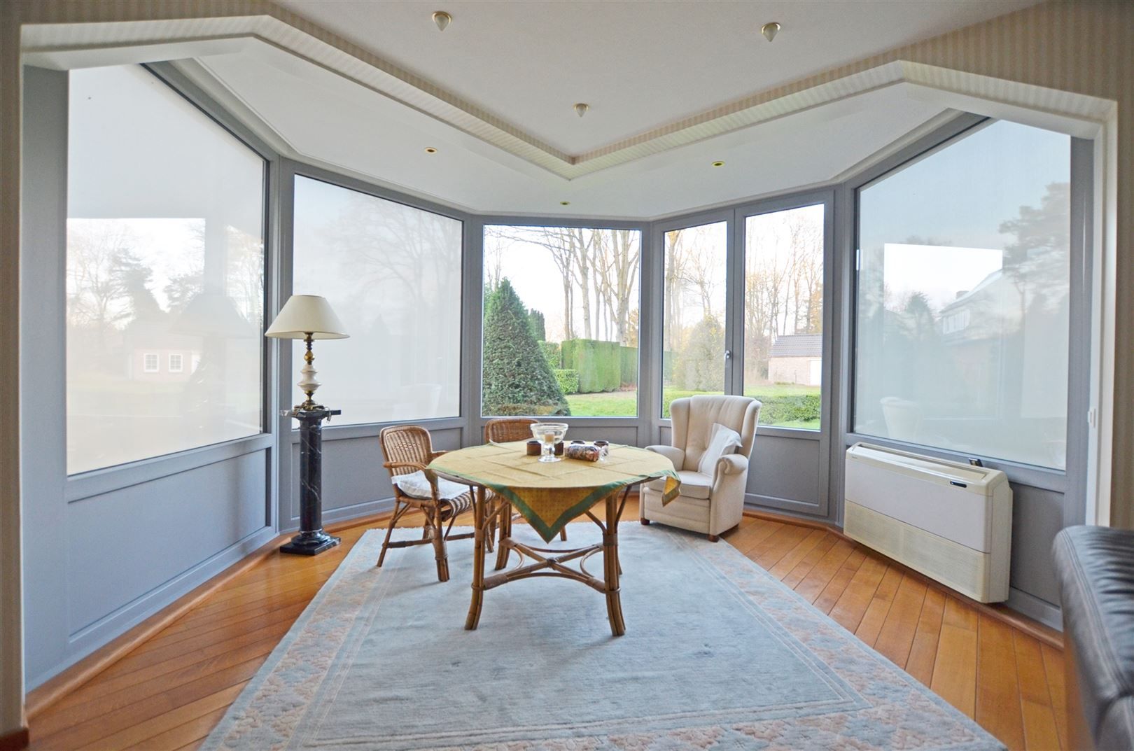 Tijdloze residentiële villa in doodlopende straat foto 7