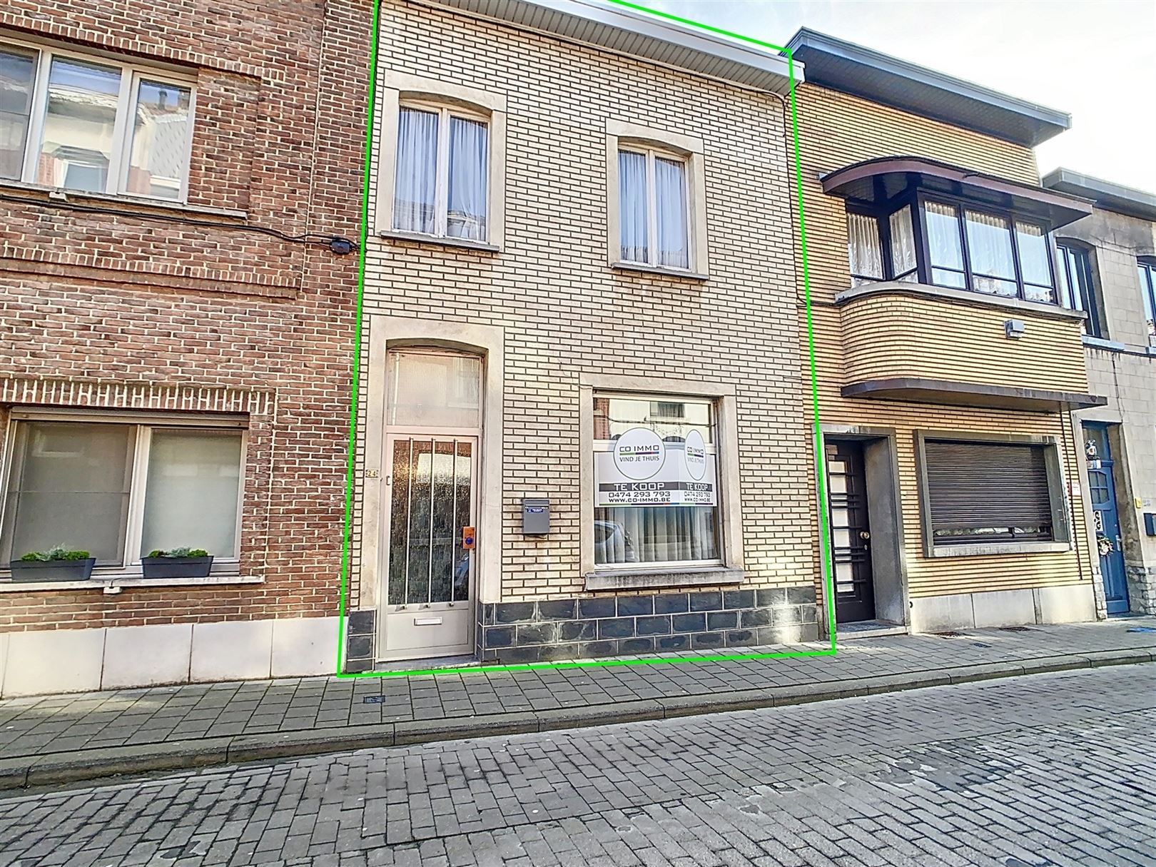 Te renoveren stadswoning, 2 slpks, zolder, tuin, 1a 25ca foto 2