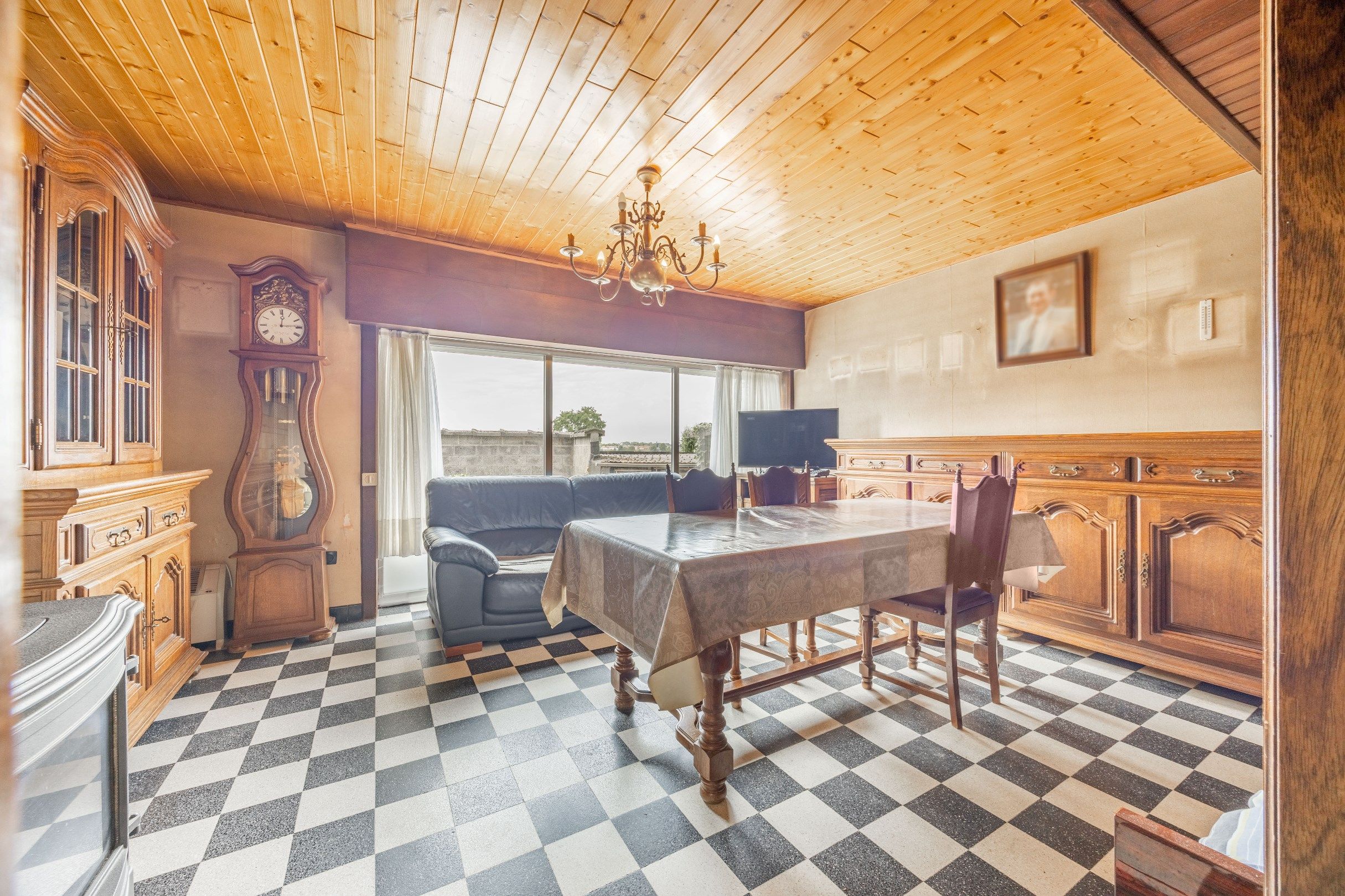 TE RENOVEREN WONING MET GARAGE  foto 4