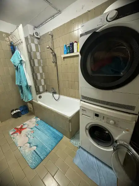 Appartement met 3 slaapkamers en autostaanplaats in hartje Genk foto 15