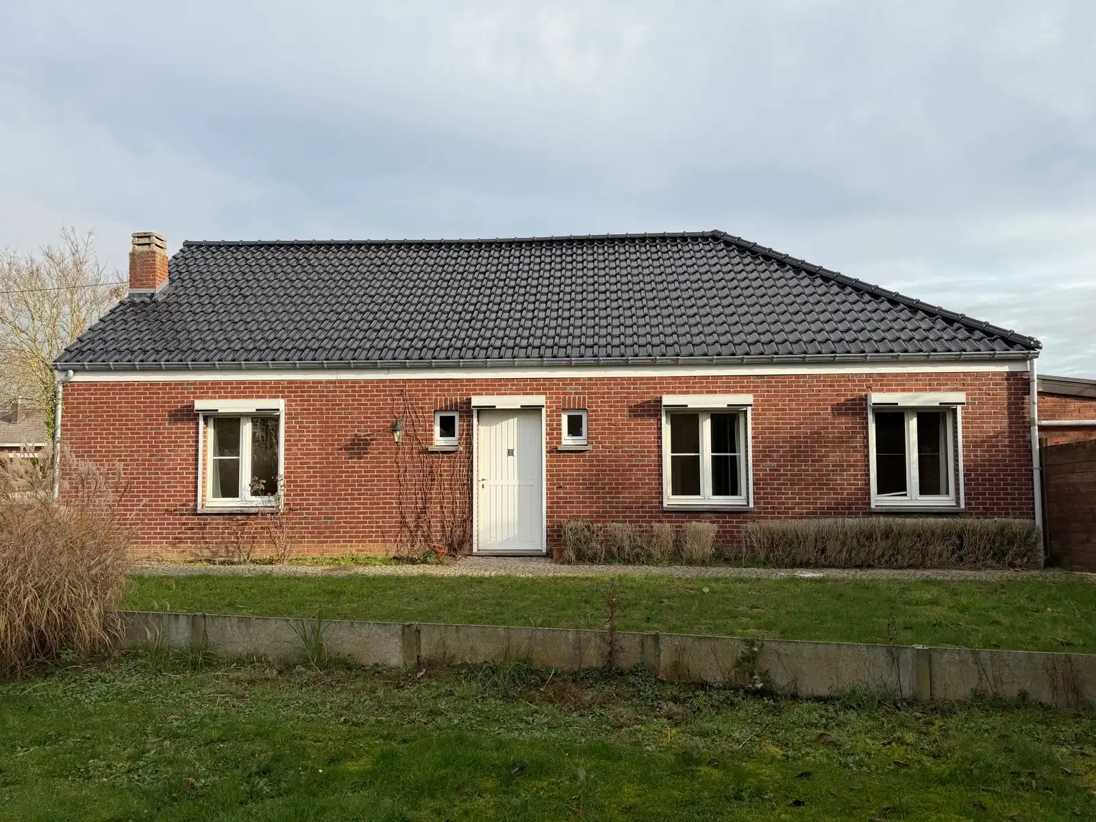Op te frissen woning 3 slpks te Wommersom (Linter) foto {{pictureIndex}}