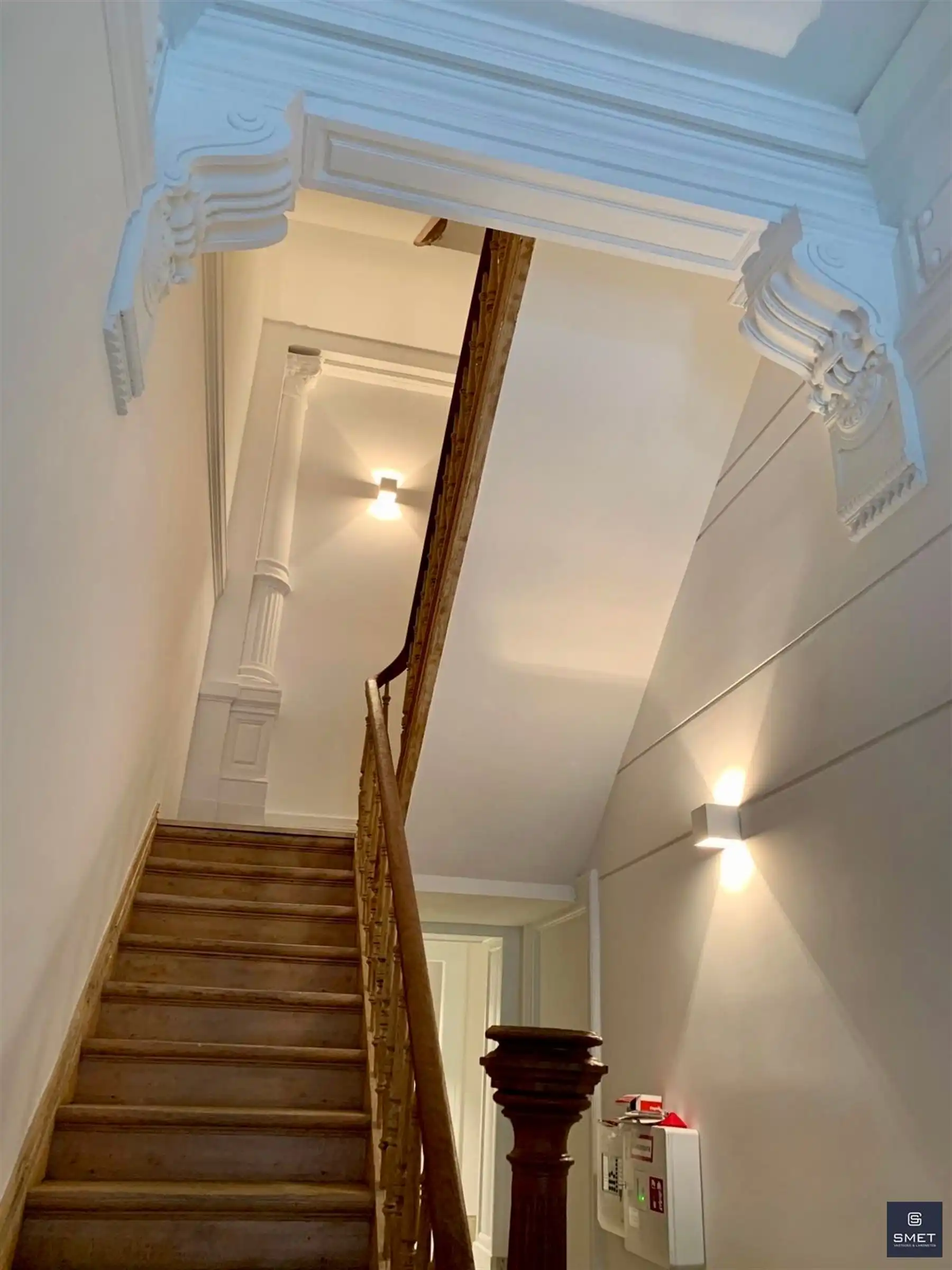 UNIEK DAKAPPART.  (1slpk) MET GEWELDIG DAKTERRAS foto 4