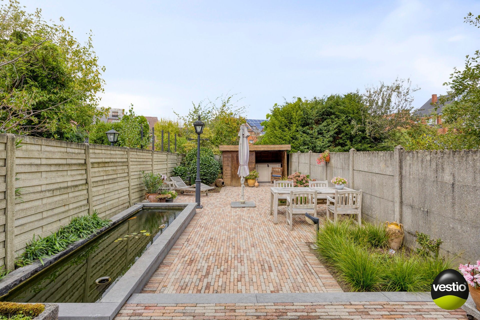 Instapklare herenwoning met garage en knappe stadstuin op topligging in Hasselt. foto 23