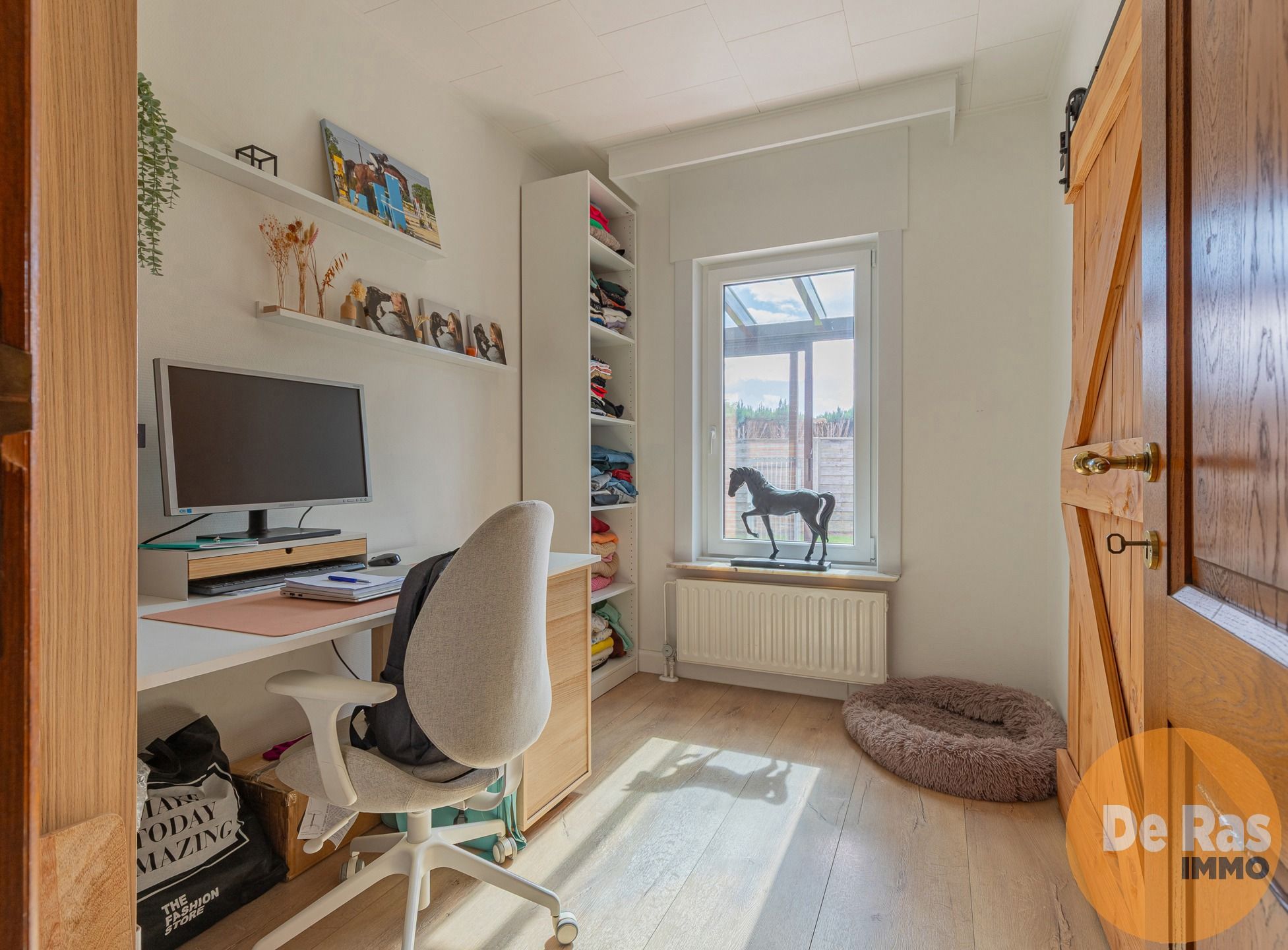 MEERBEKE - Charmante, rustig gelegen vernieuwde woning foto 9