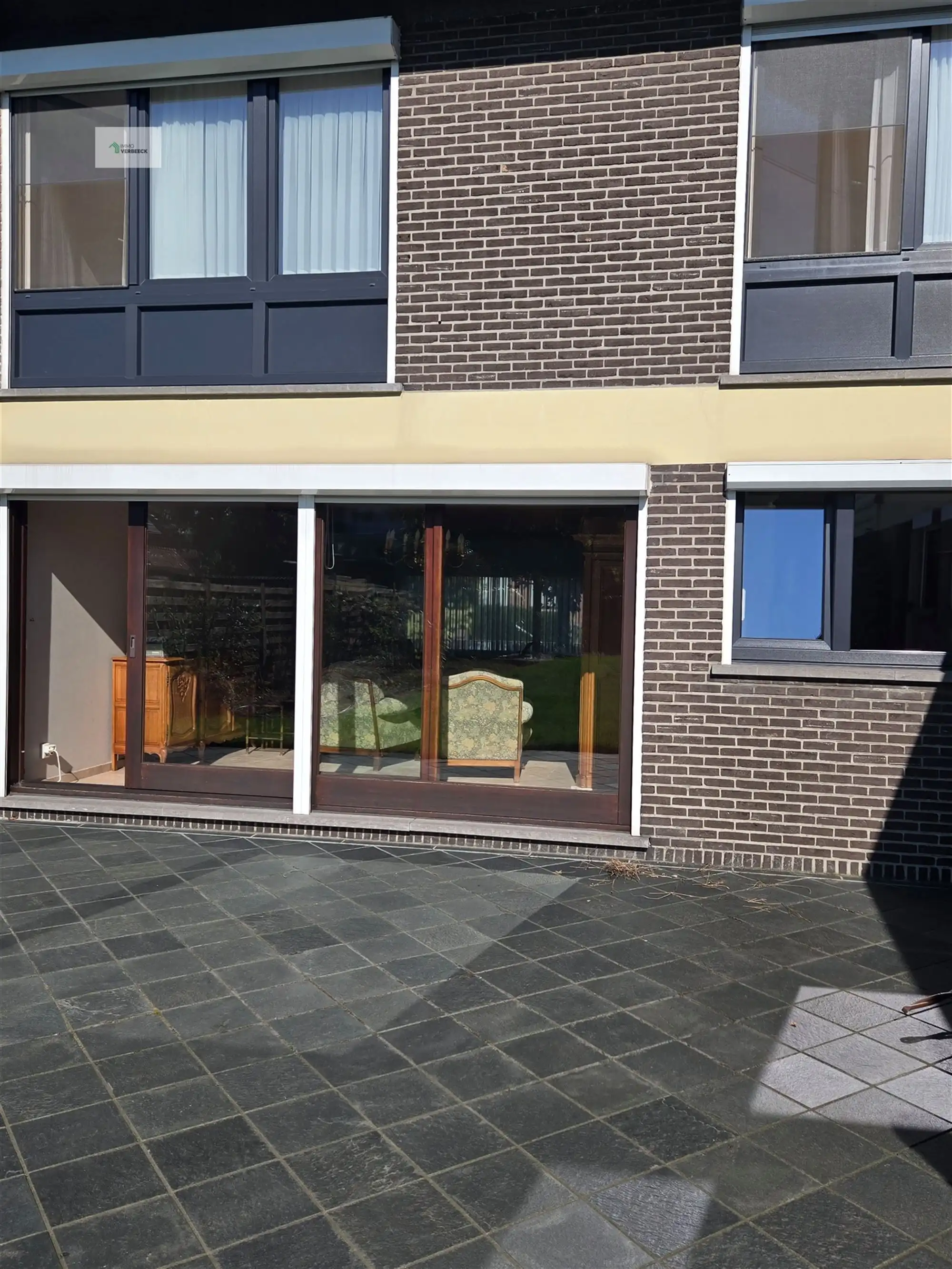 Ruime woning met 4 slaapkamers op 914 m² te Bale foto 21