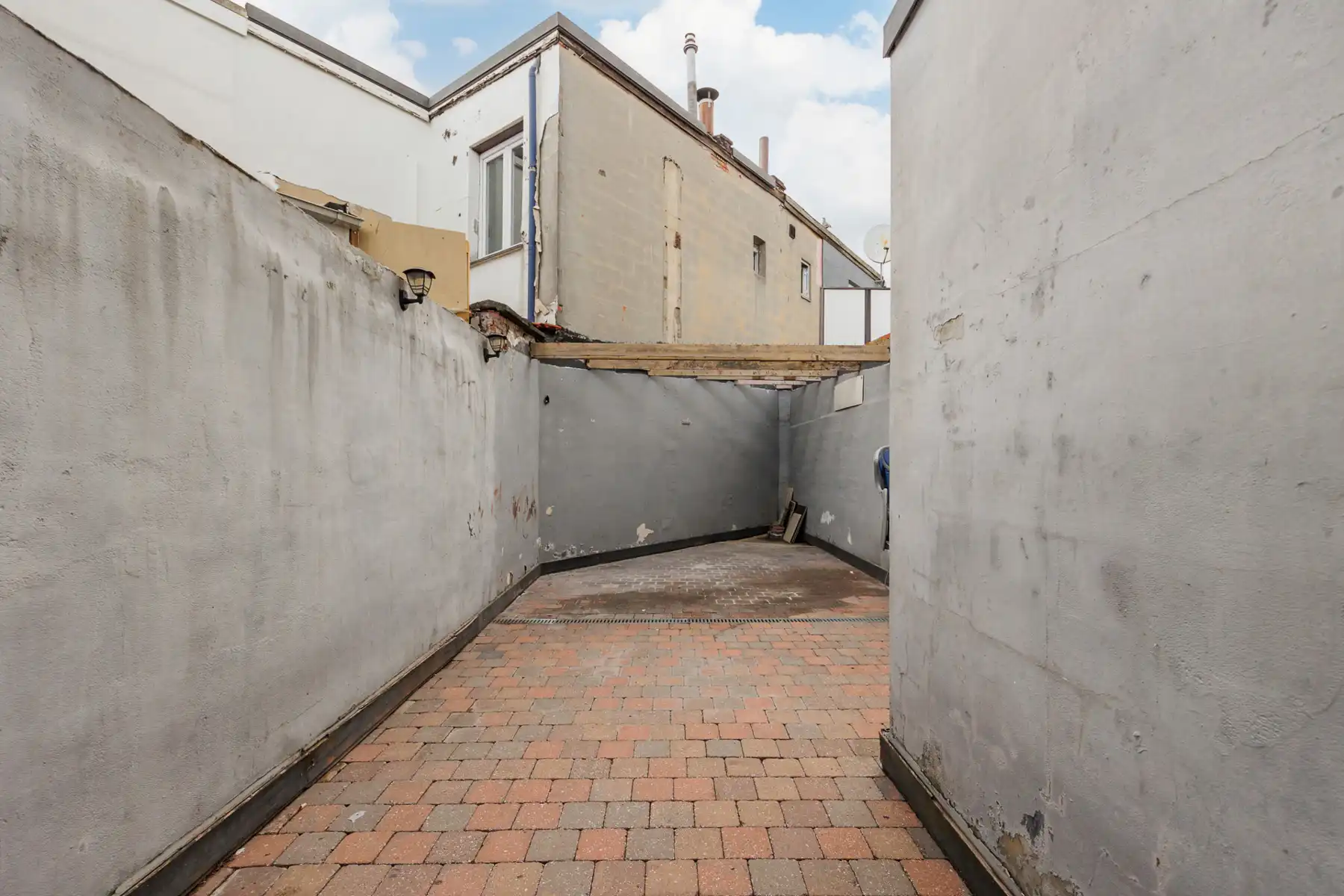 Woning met veel potentieel foto 8