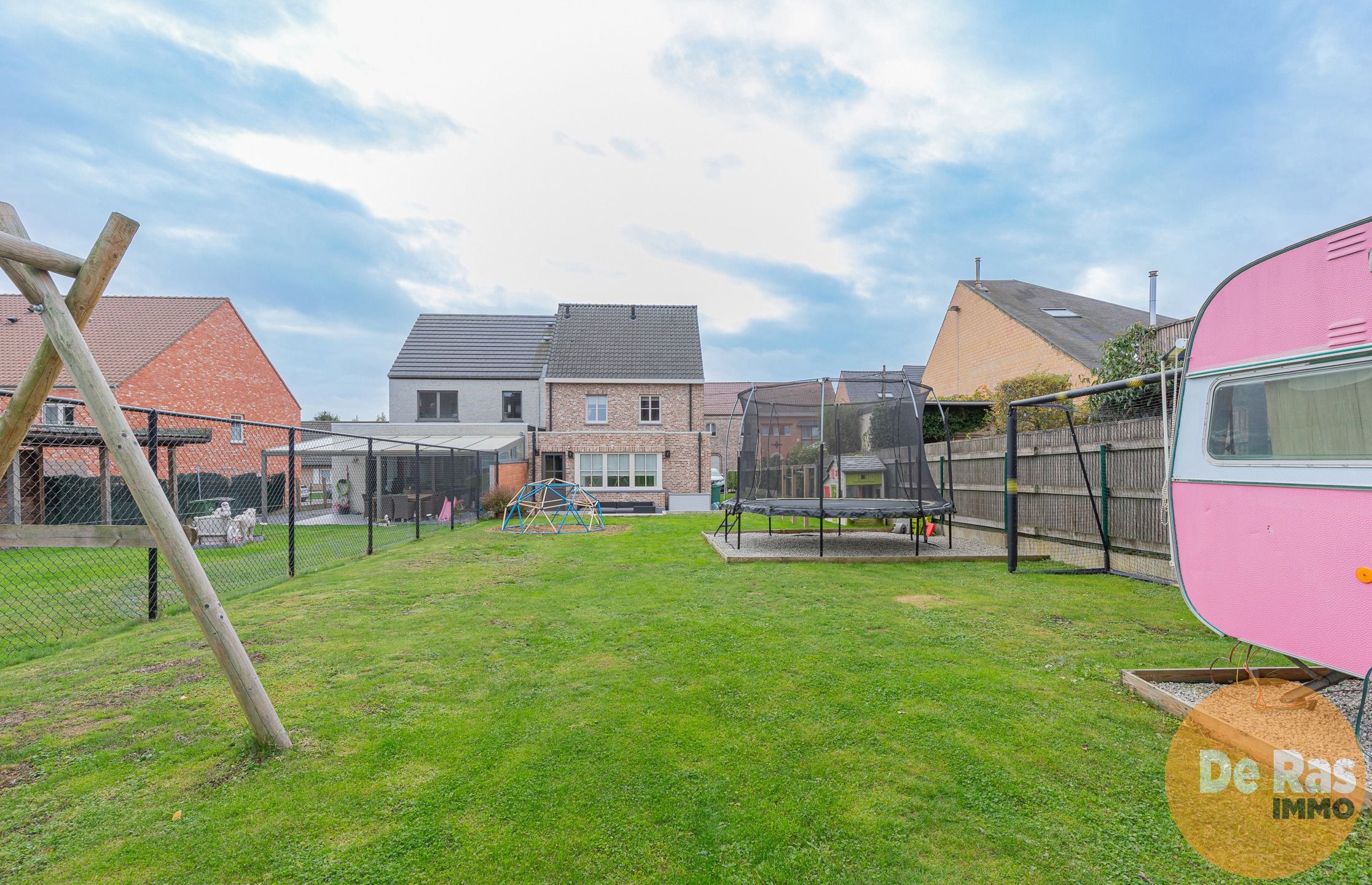 KERKSKEN - Recente nieuwbouwwoning met 4 slpk en tuin! foto 20