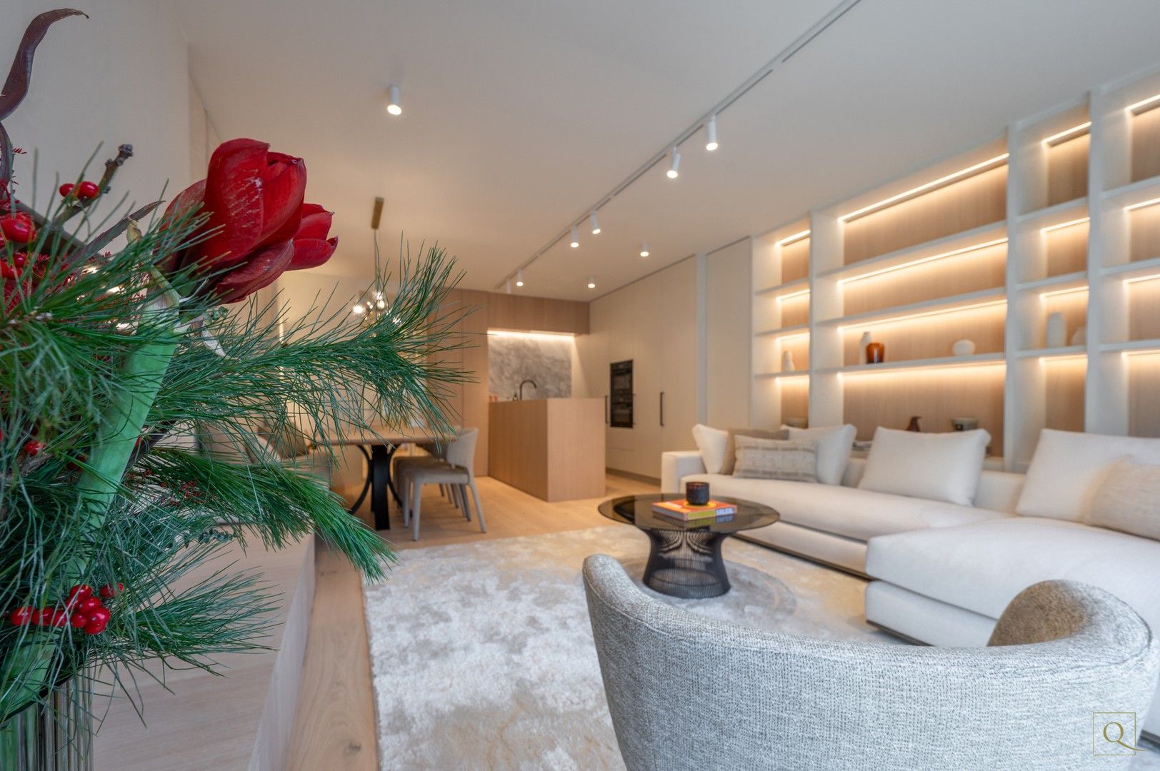 Luxueus gerenoveerde appartement vlakbij de winkels, het strand en de zee. foto 3