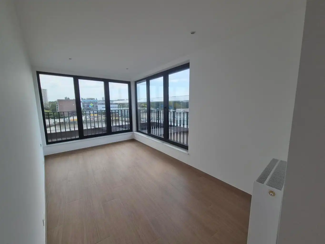 Nieuwbouw penthouse met 3 slpks, terras en kelder foto 8