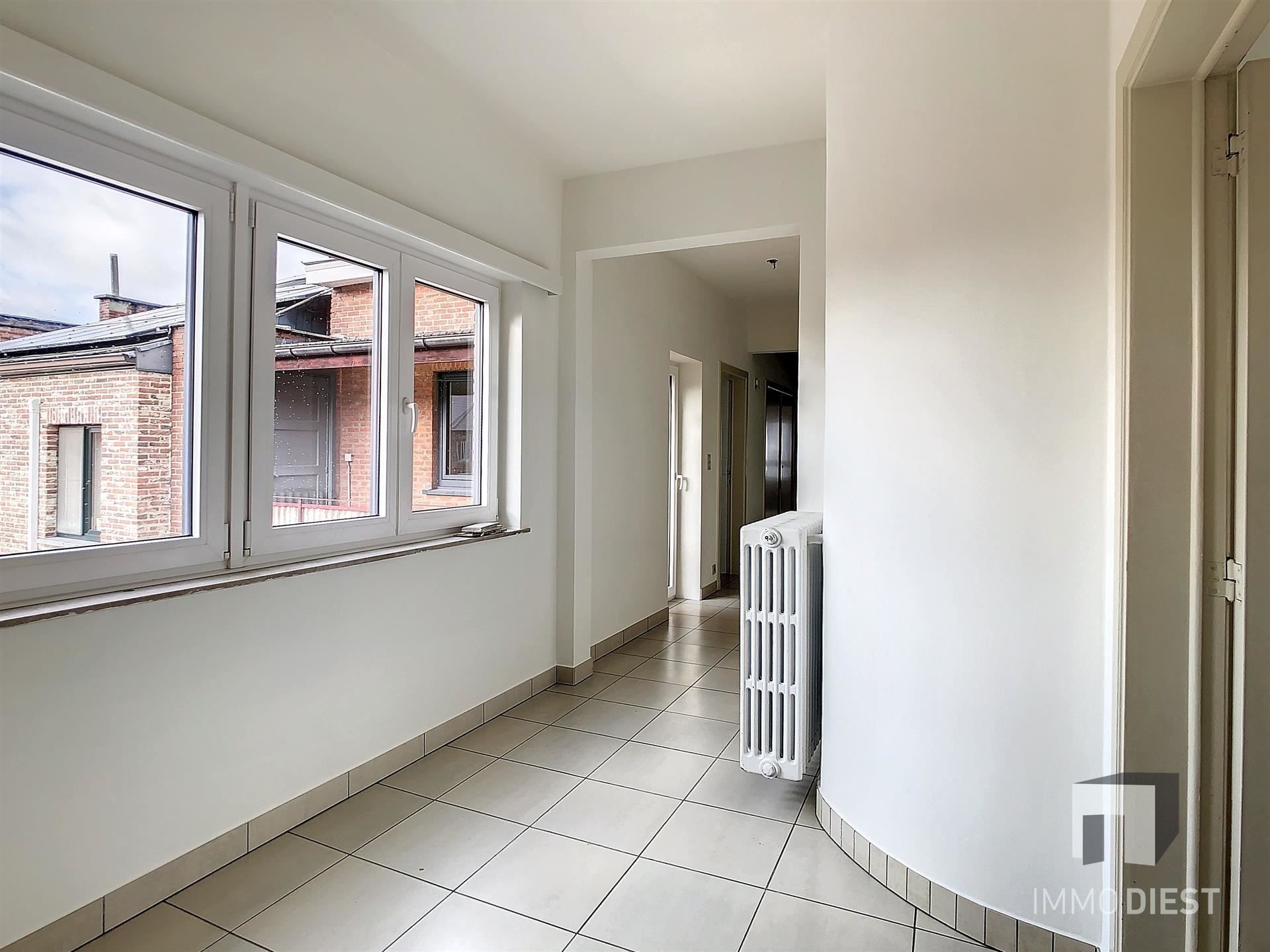 Zeer ruim appartement in het centrum van Diest foto 8