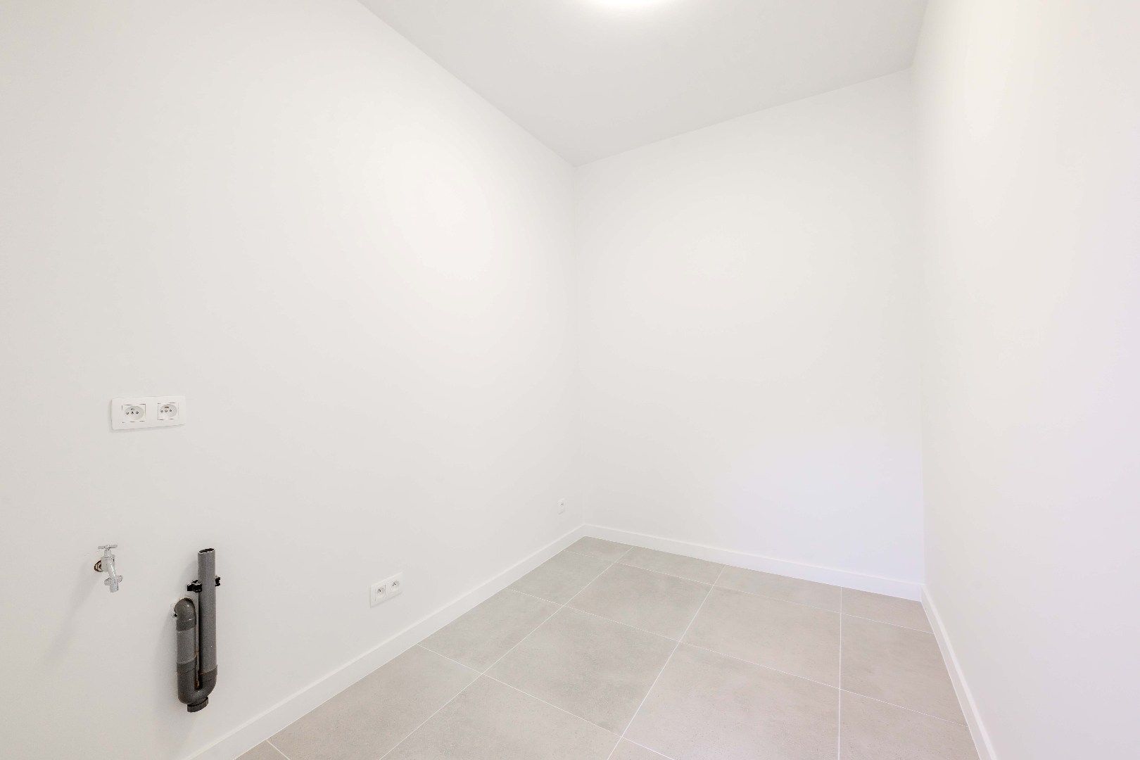 PERFECT INSTAPKLARE ENERGIEVRIENDELIJKE WOONST | 4SLPKS | GARAGE foto 11