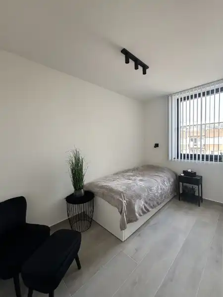 Nieuwbouw 3-slaapkamerappartement te huur voor kortere periode foto 11