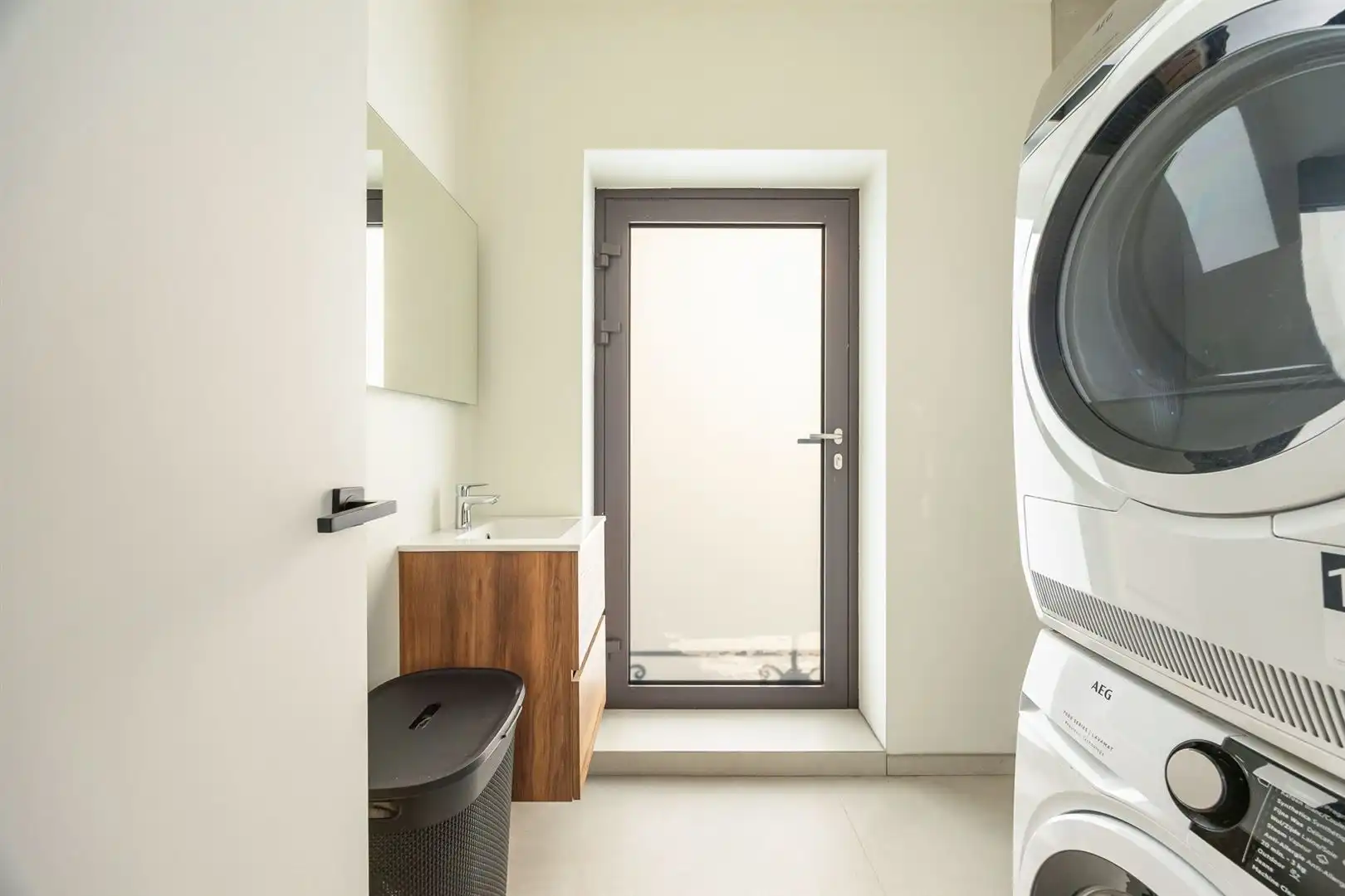 Luxueus en energetisch gerenoveerde Art-Déco woning foto 24