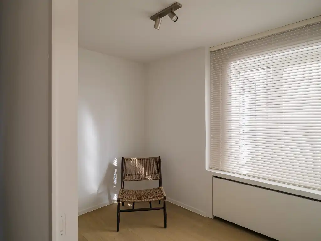 Exclusief gerenoveerd appartement met frontaal zicht op het Citadelpark foto 13