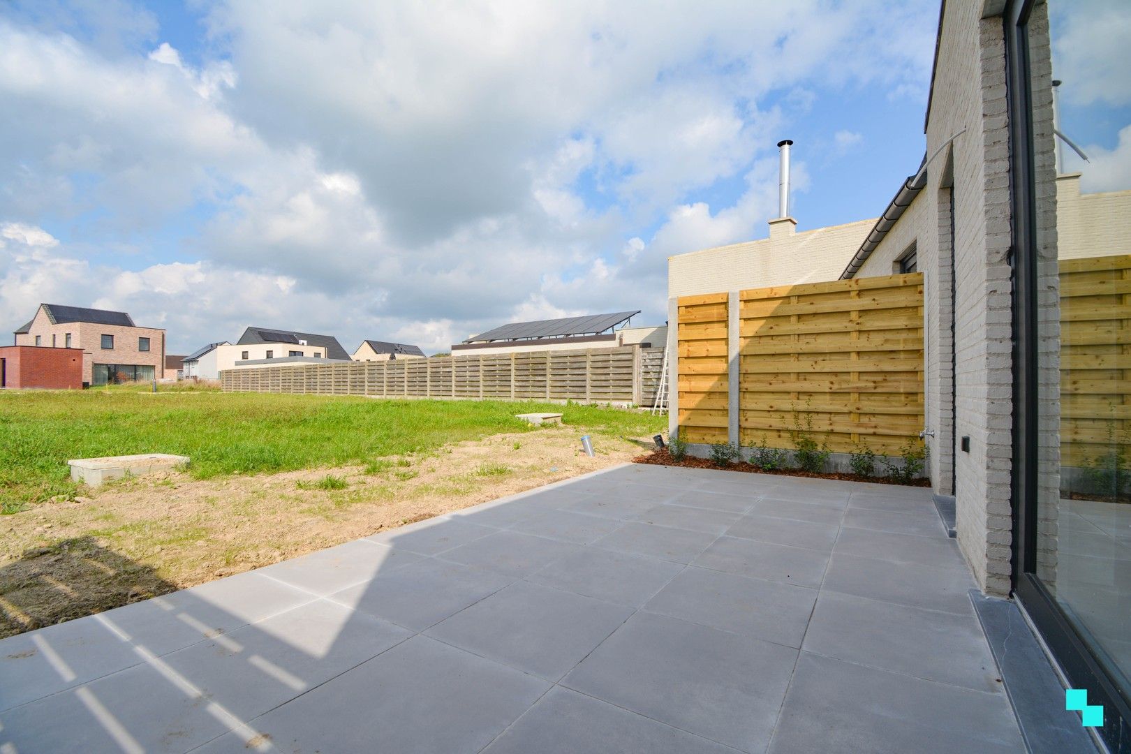 Verrassend ruime nieuwbouwwoning in centrum Aartrijke foto 26