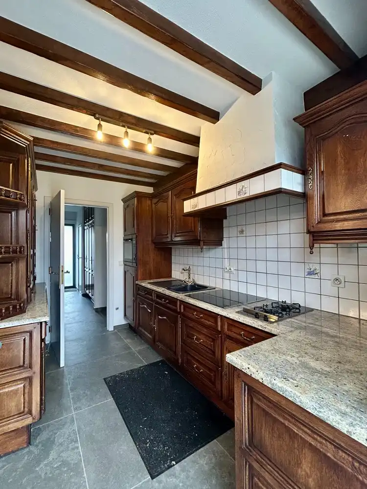 Ruime gezinswoning met prachtige tuin in rustige straat te Blanden foto 6