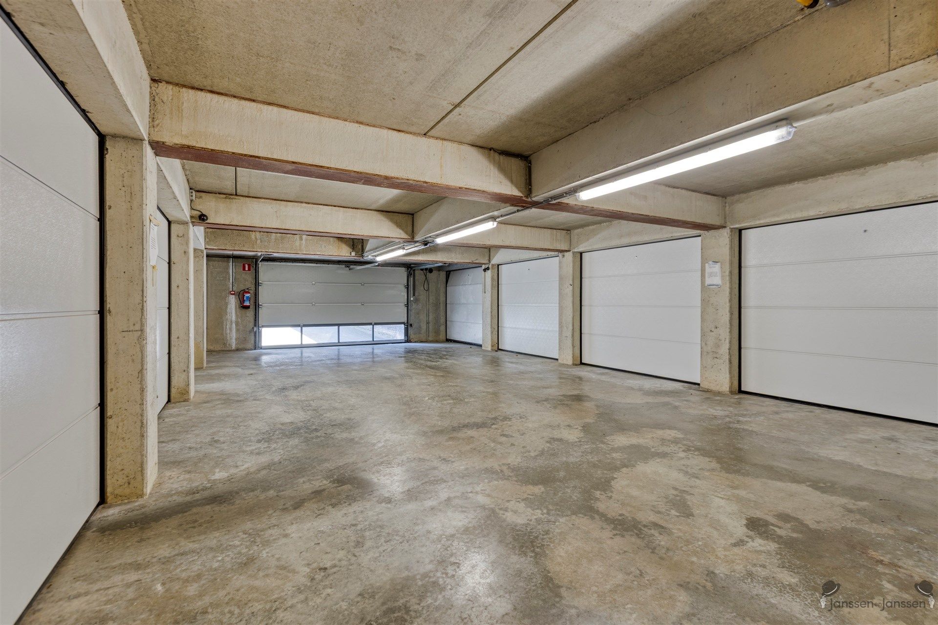 Gelijkvloers appartement foto 16