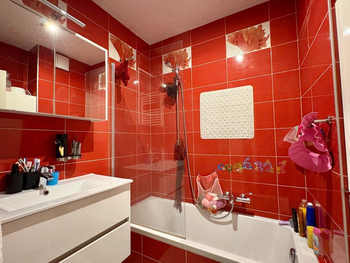 Appartement te koop op de 3e verdieping in Harelbeke met 3 slaapkamers foto 10