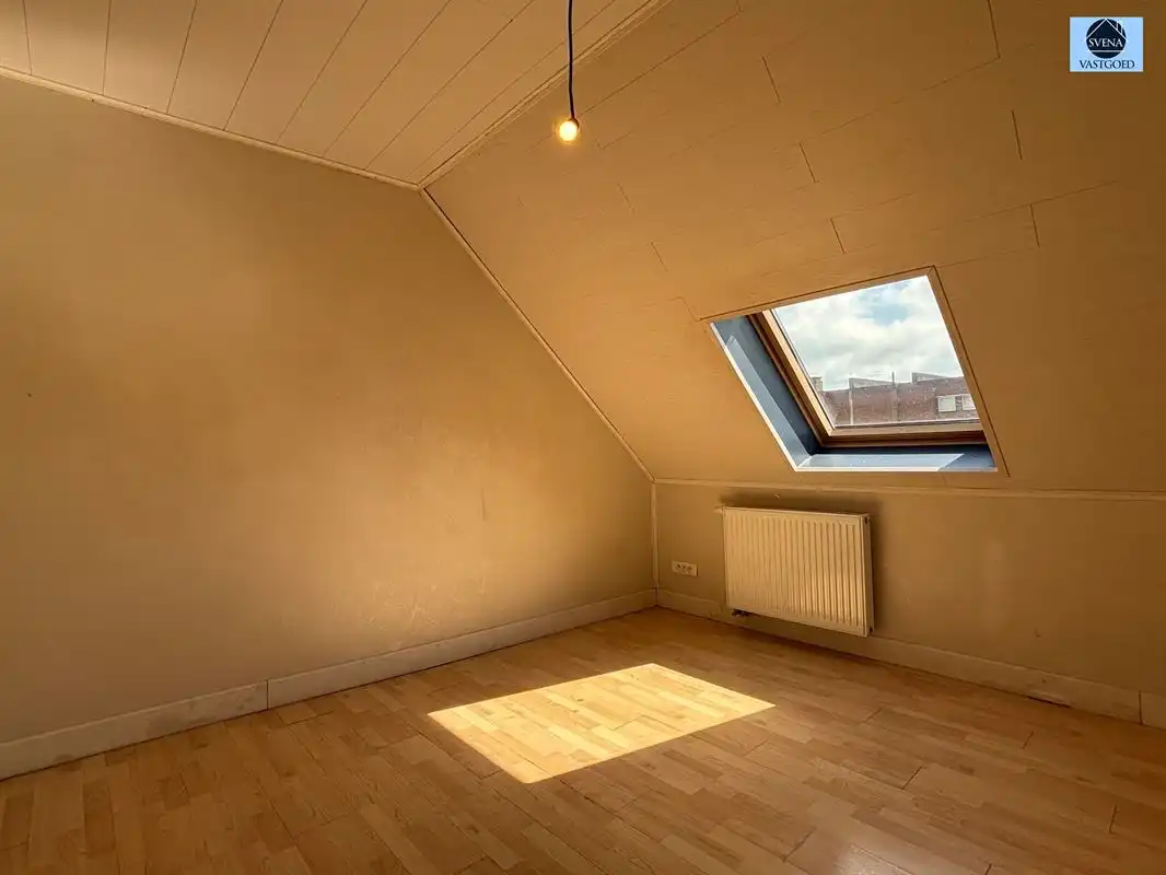 WONING MET 4 KAMERS foto 9