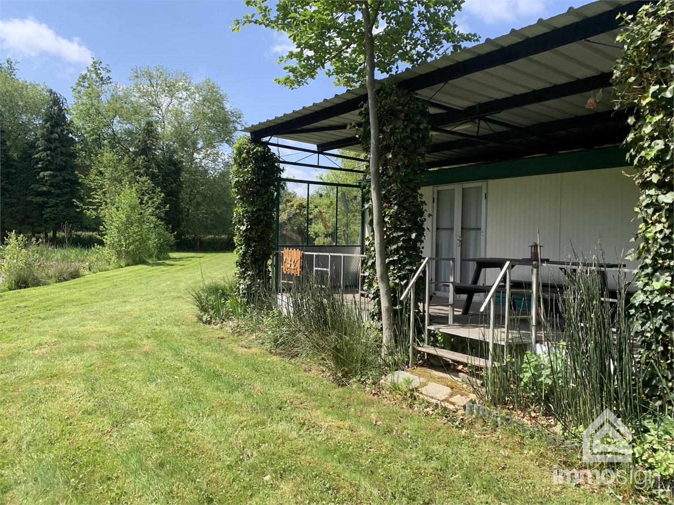 Idyllische parel voorzien van vijver gelegen te Oudsbergen foto 15