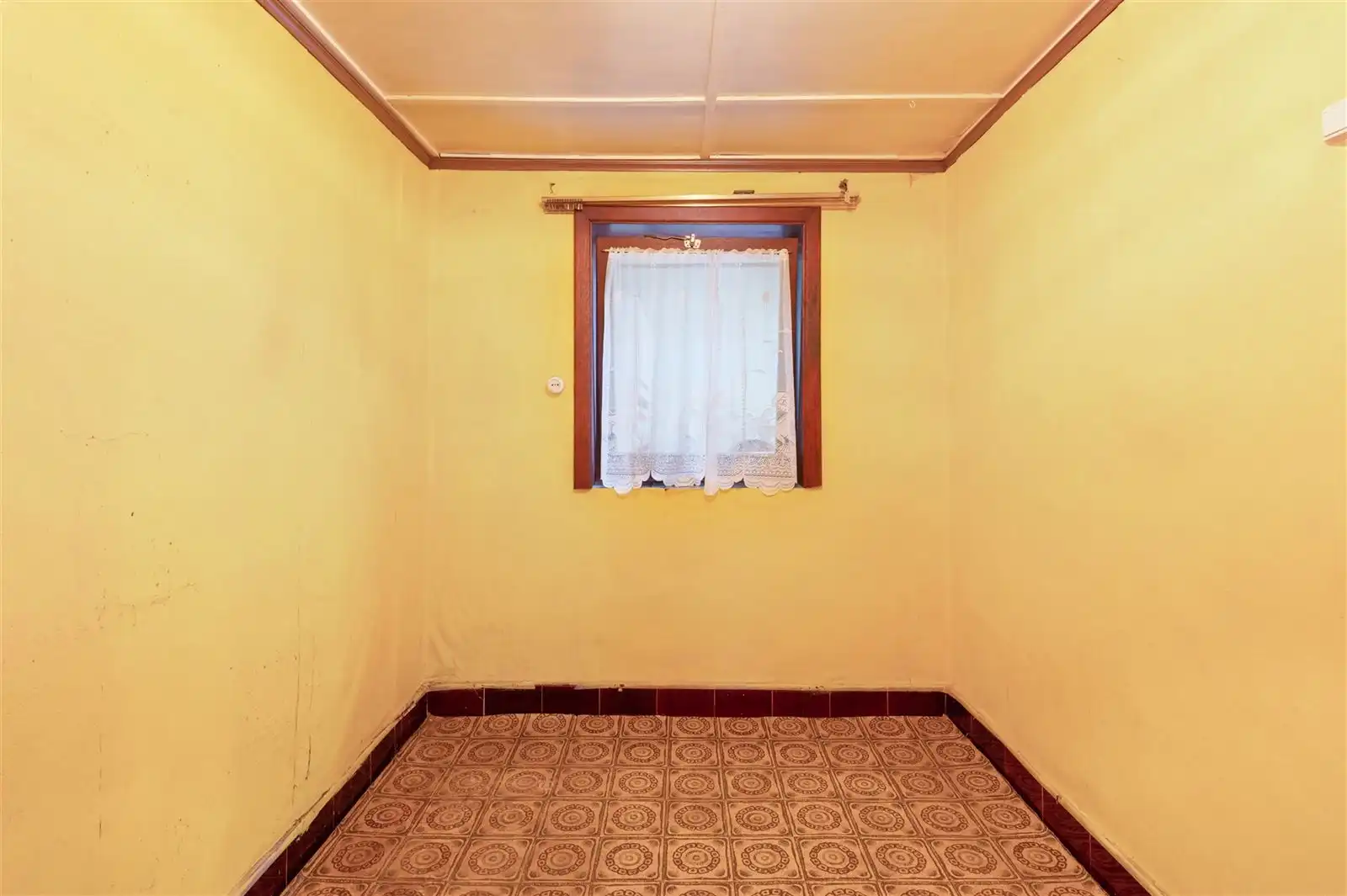 te renoveren starterswoning foto 9